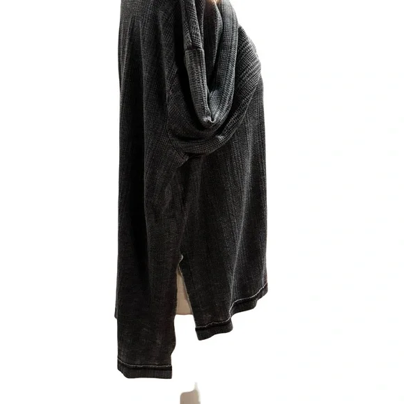 Project Social T Oversized Charcoal Waffle Knit Long Sleeve Top - Picture 2 of 8